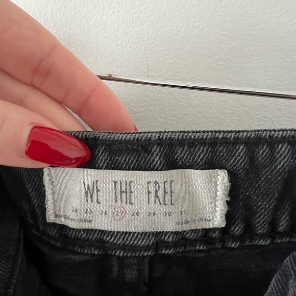 We The Free x Free People Black Denim Raw Hem Zip Up Mini Skirt Size 27 - Picture 5 of 5